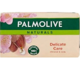 Palmolive Naturals Delicate Care s mandľovým mliekom toaletné mydlo 90 g