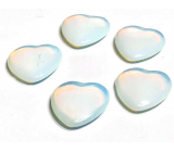 Opalit Hmatka, liečivý drahokam v tvare srdca syntetický kameň 3 cm 1 kus, kameň prianí a nádeje