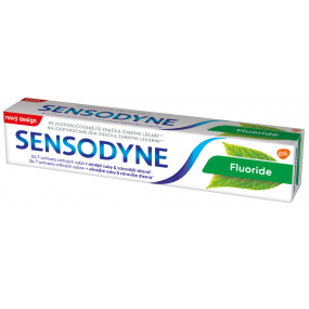 Sensodyne Fluoride s obsahom dusičnanu draselného zubná pasta znižuje citlivosť zubov a obnažených krčkov 75 ml